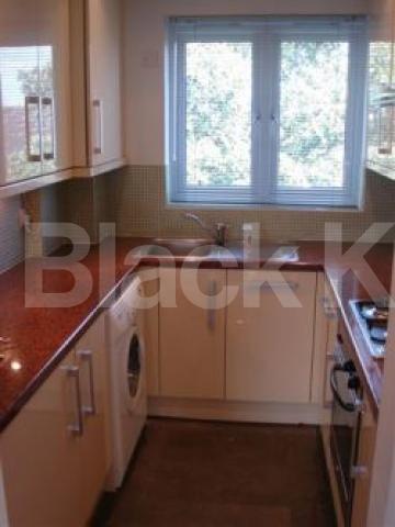 			VIEWINGS RECOMMENDED, 2 Bedroom, 1 bath, 1 reception Flat			 Ward Road, TUFNELL PARK N19